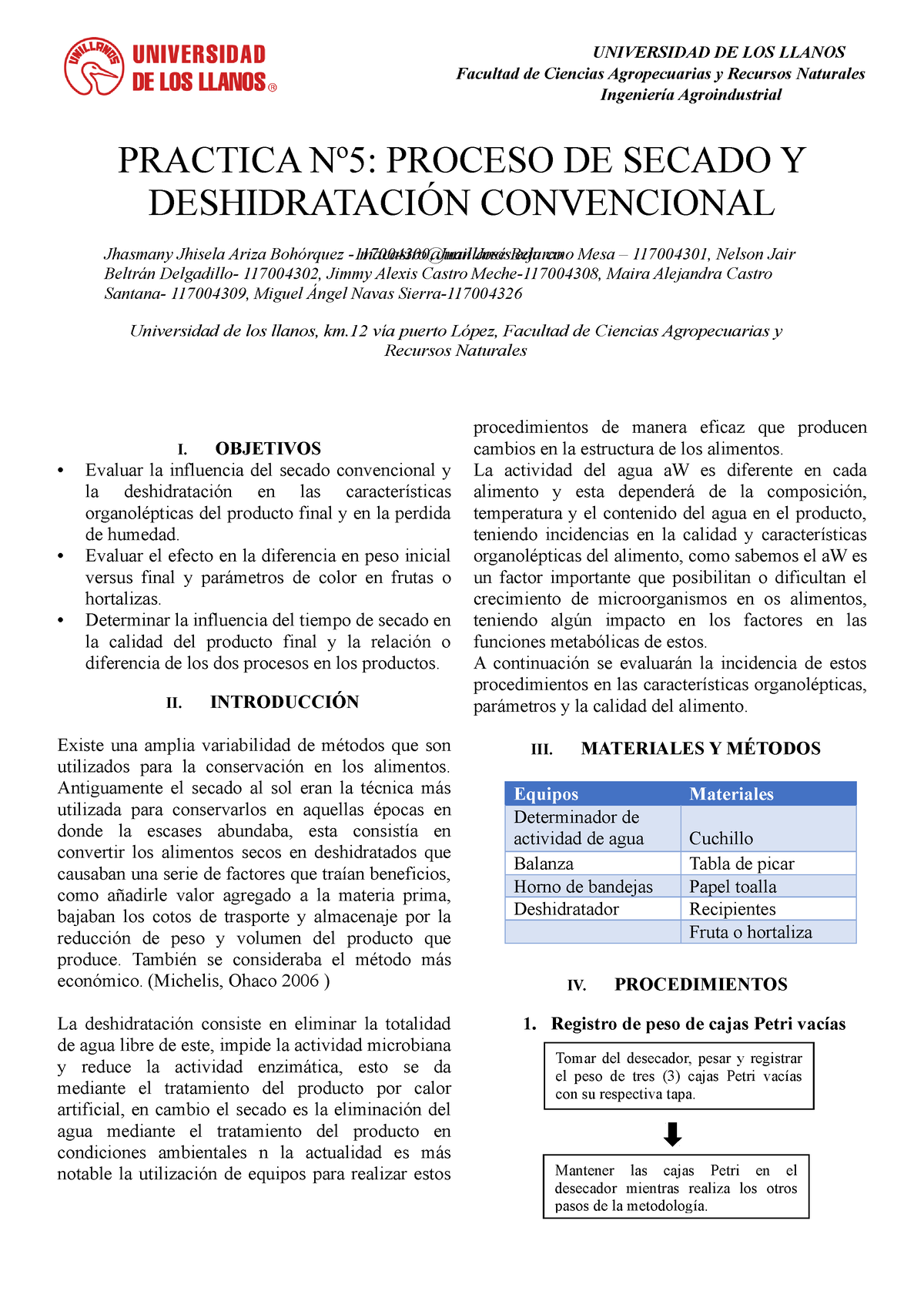 Proceso de secado de frutas en deshidratador en mesa