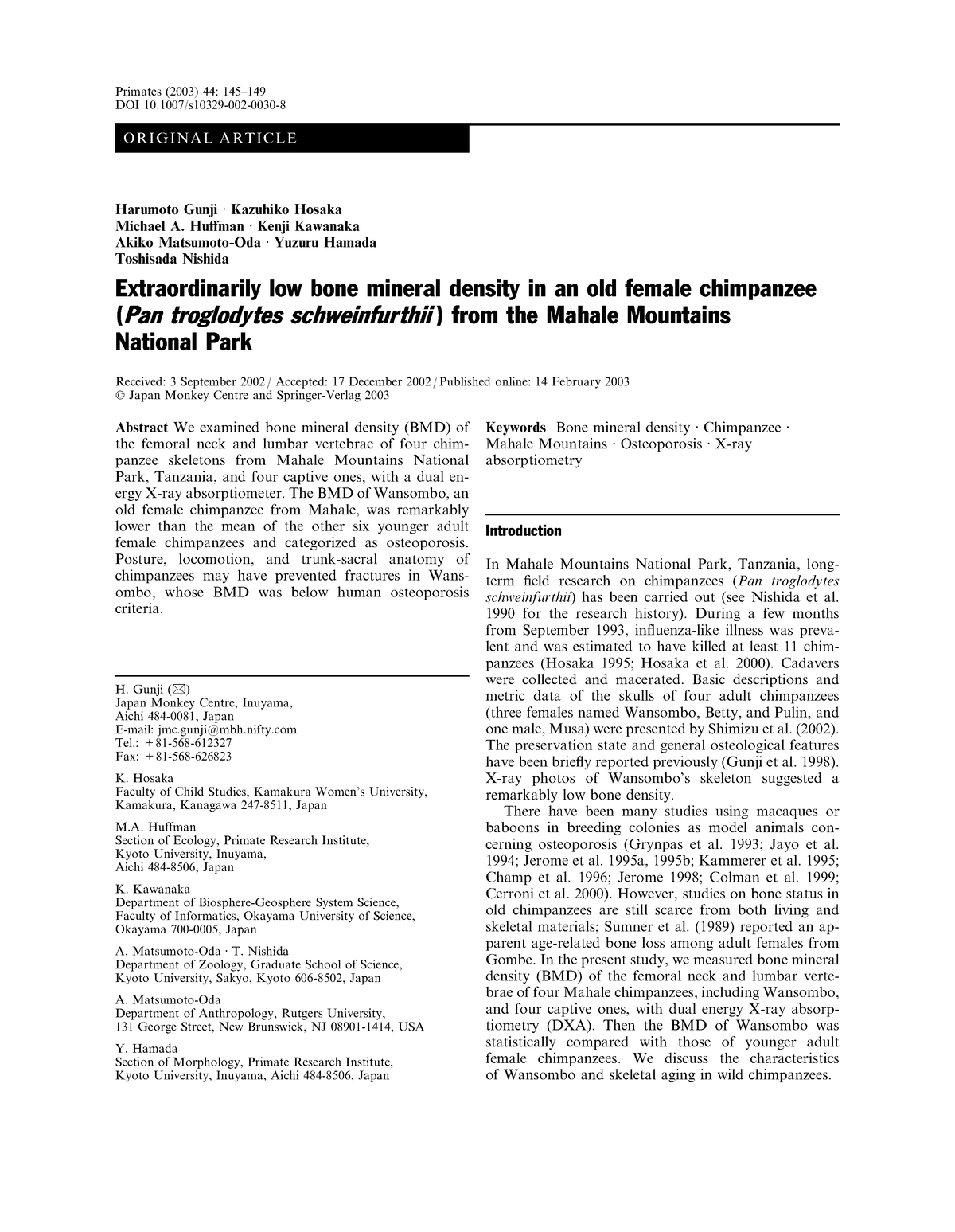 Xtraordinarily low bone mineral density in an old female chimpanzee