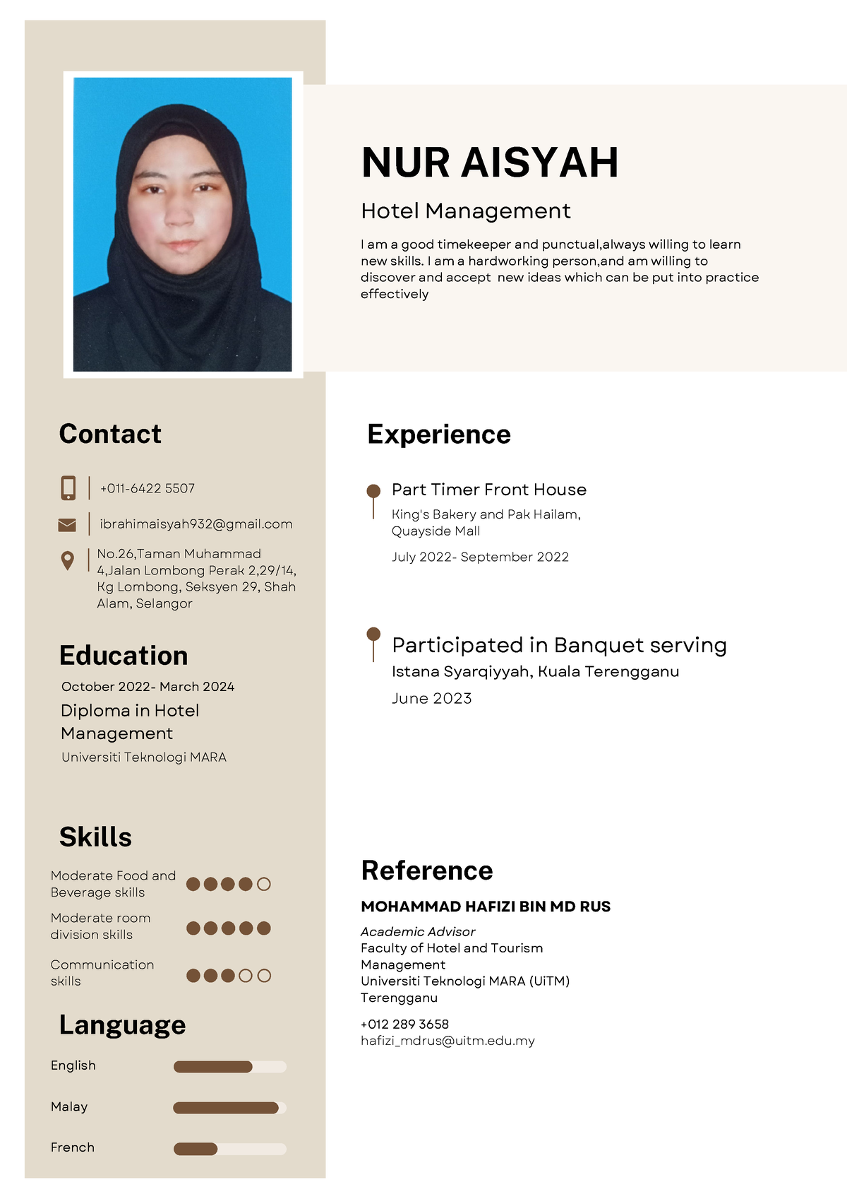 White and Beige Minimalist Graphic Designer Professional Cv Resume ...