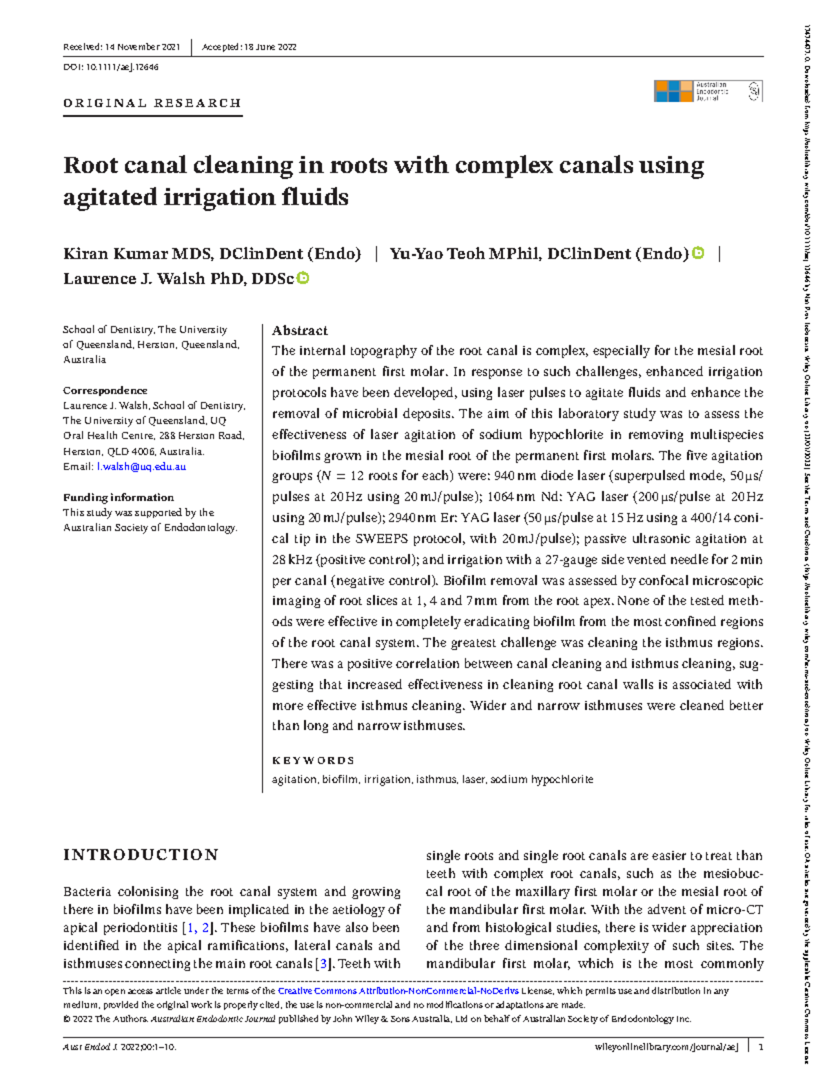 Root canal cleaning in roots with complex canals using agitated ...